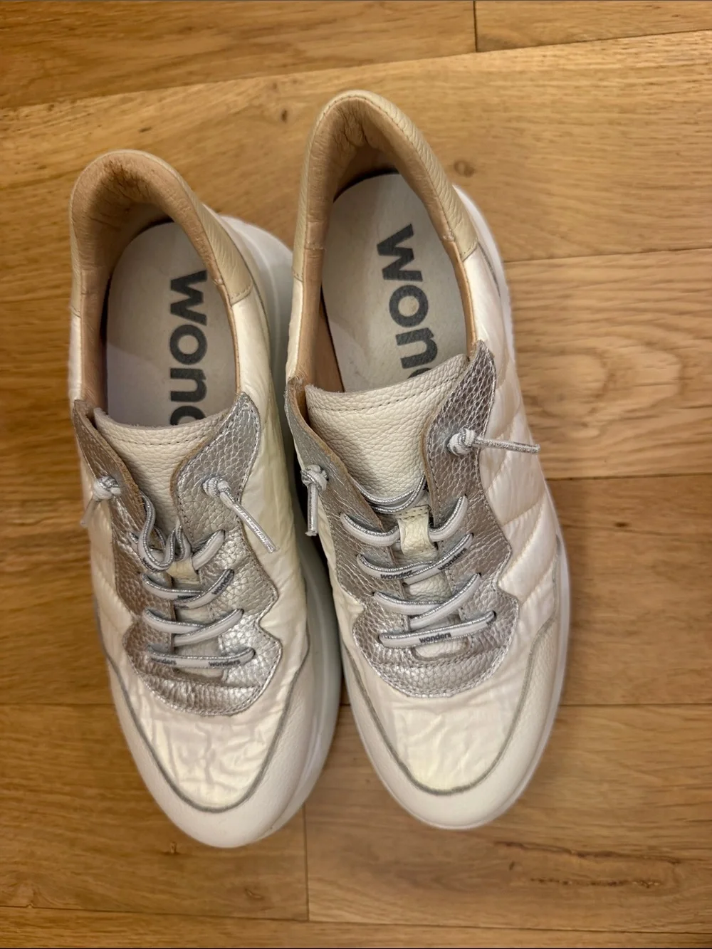 Wonders Cream Leather Platform Sneaker